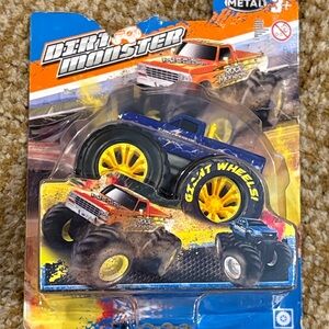 Maisto Dirt Monster die-cast toy monster truck. New in package